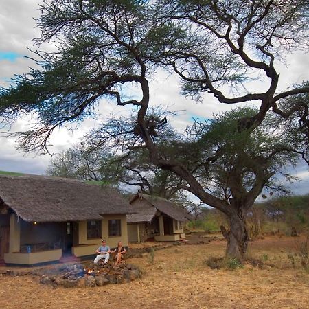 Severin Safari Camp Tsavo West National Park Luaran gambar