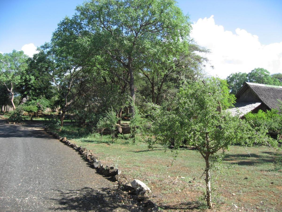 Severin Safari Camp Tsavo West National Park Luaran gambar